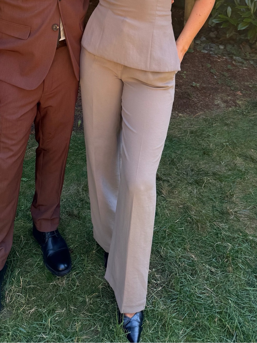 Aritzia Effortless Pants